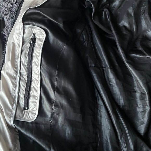 Andrew Marc puffer jacket size small - Picture 8 of 11